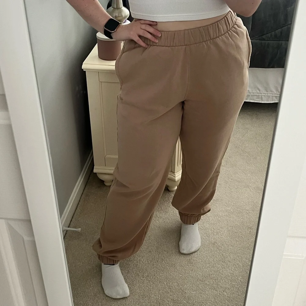 Hollister Ultra High Rise Fleece Jogger - Picture 2 of 4